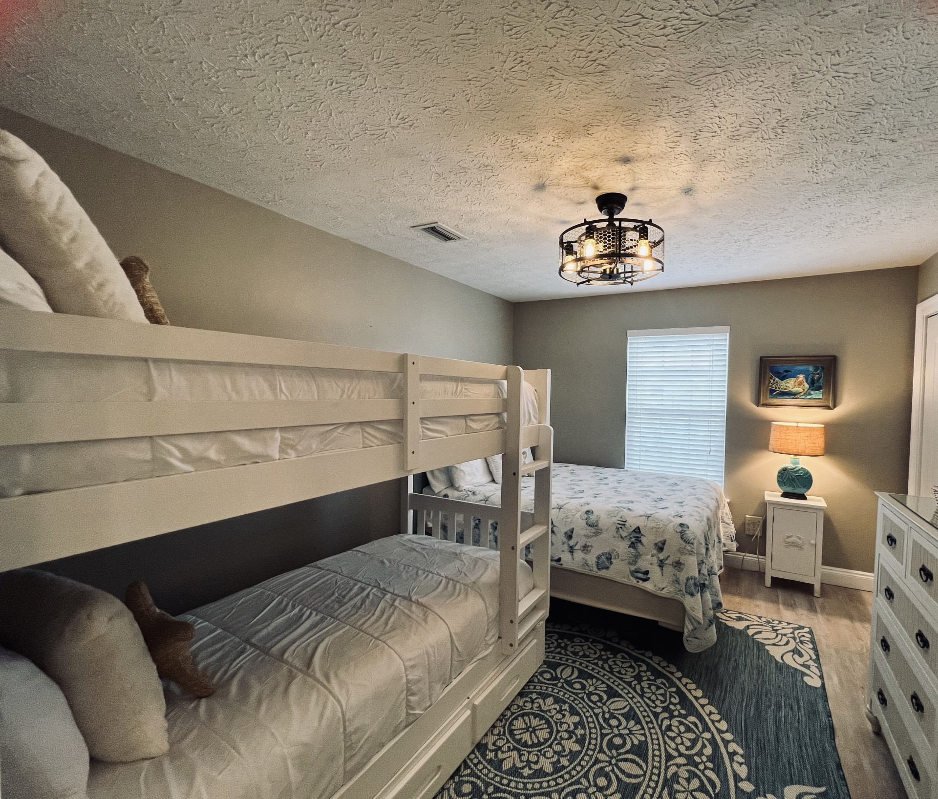 New Flooring for this queen and twin/twin bunk room.