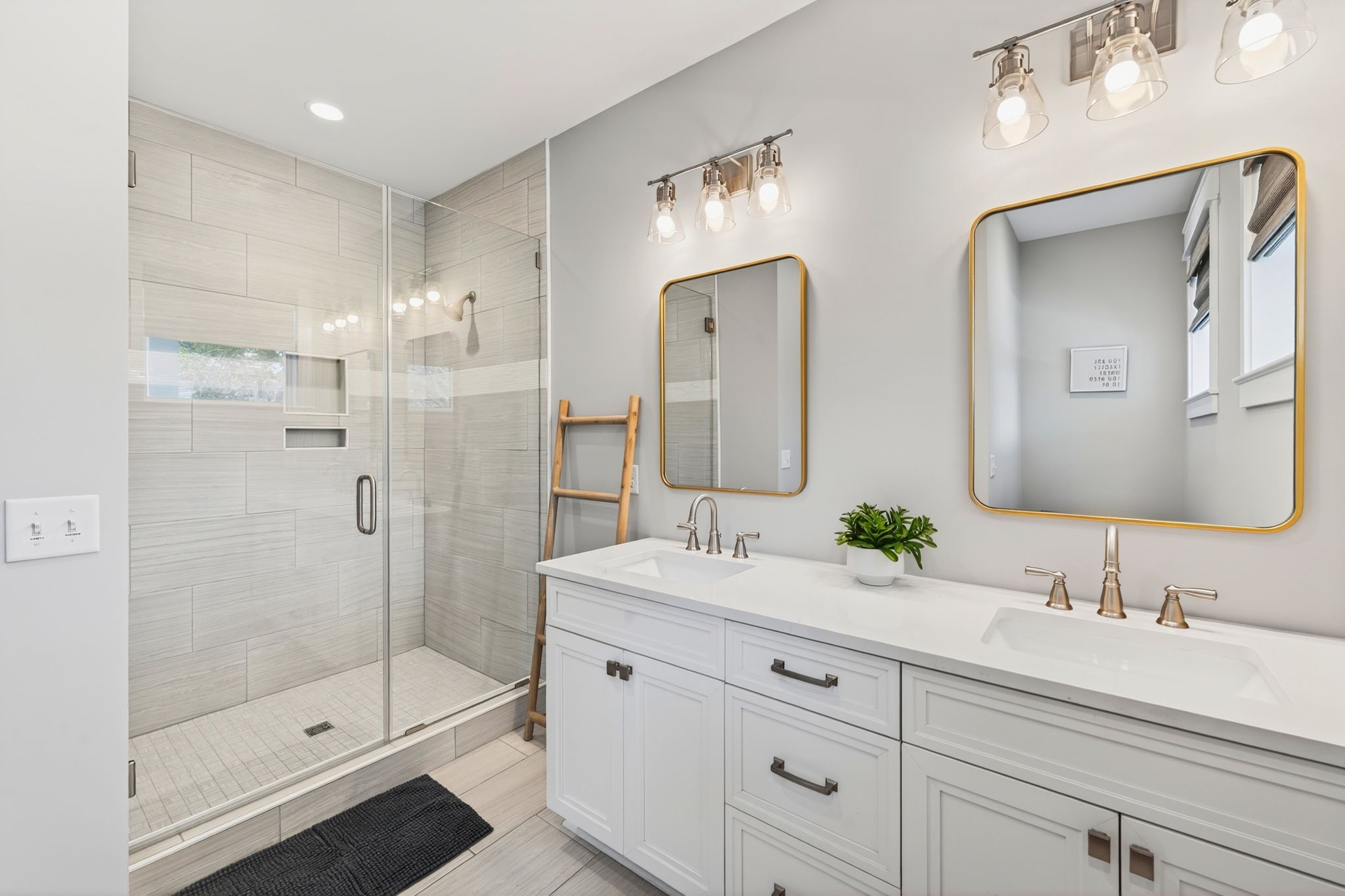 Ensuite Bathroom 1 | Driftwood Dreams | 105 Forest Trail | Isle of Palms, SC | IOP Escapes