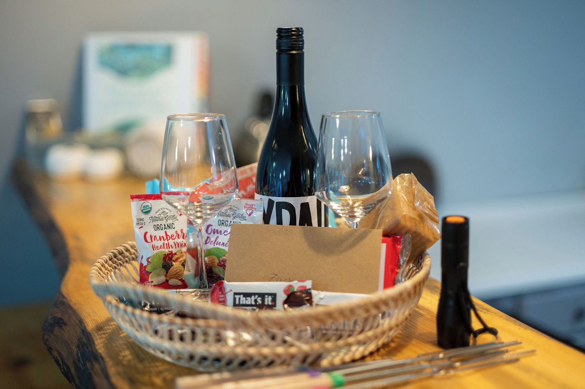 We want you to feel welcomed & relaxed from the moment you step into the cabin!