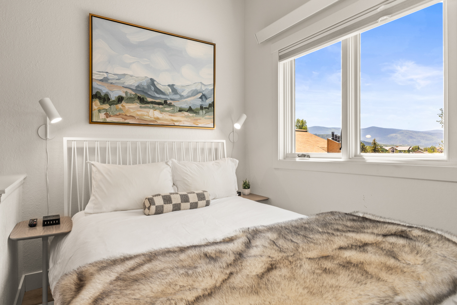 Upstairs Ensuite Bedroom #2