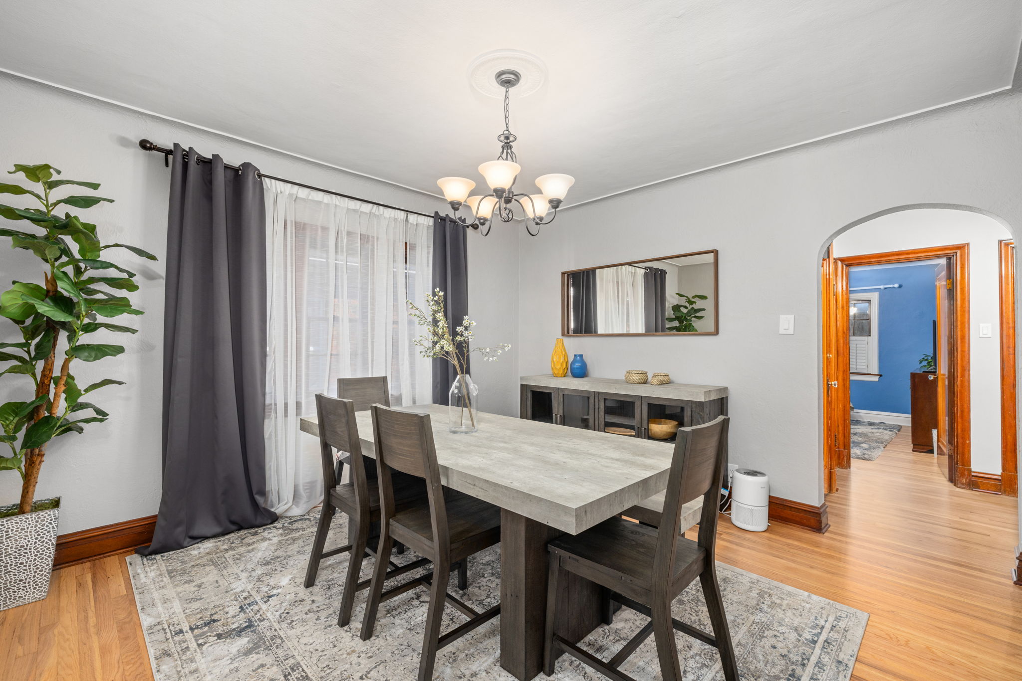 Dining room with seating for up to 8.  One kid booster seat and  8-in-1 convertible high chair provided. Additional dining space in kitchen for 4.