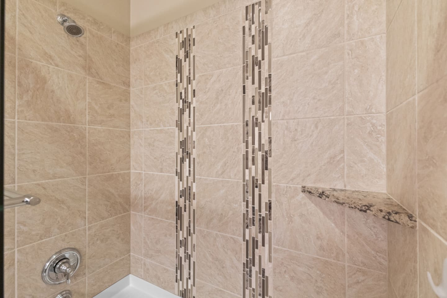 Upper Level -- Ensuite Bathroom #2 with Shower