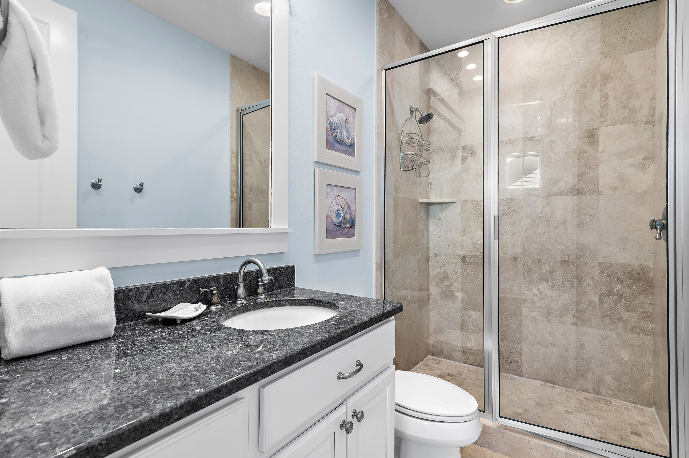 Bathroom for Bunk Bedroom