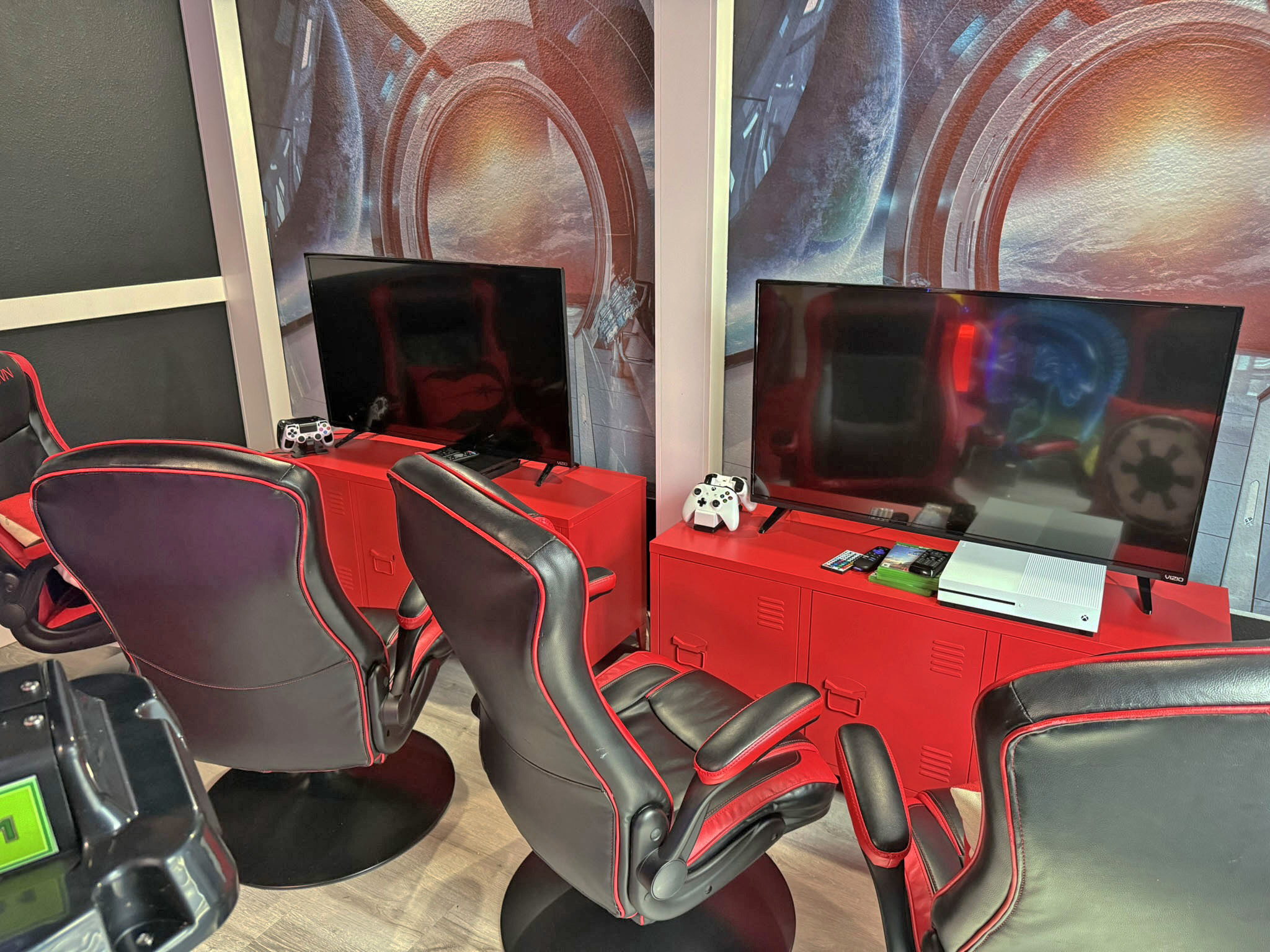 Play Xbox-Gaming Consoles With TVs