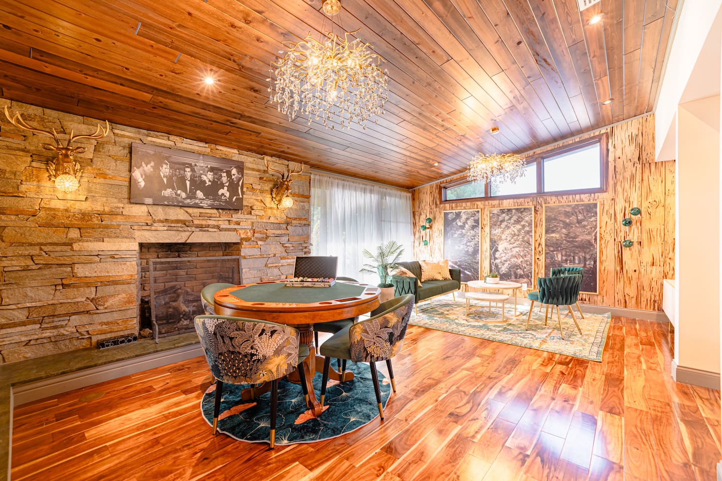 Theme Room