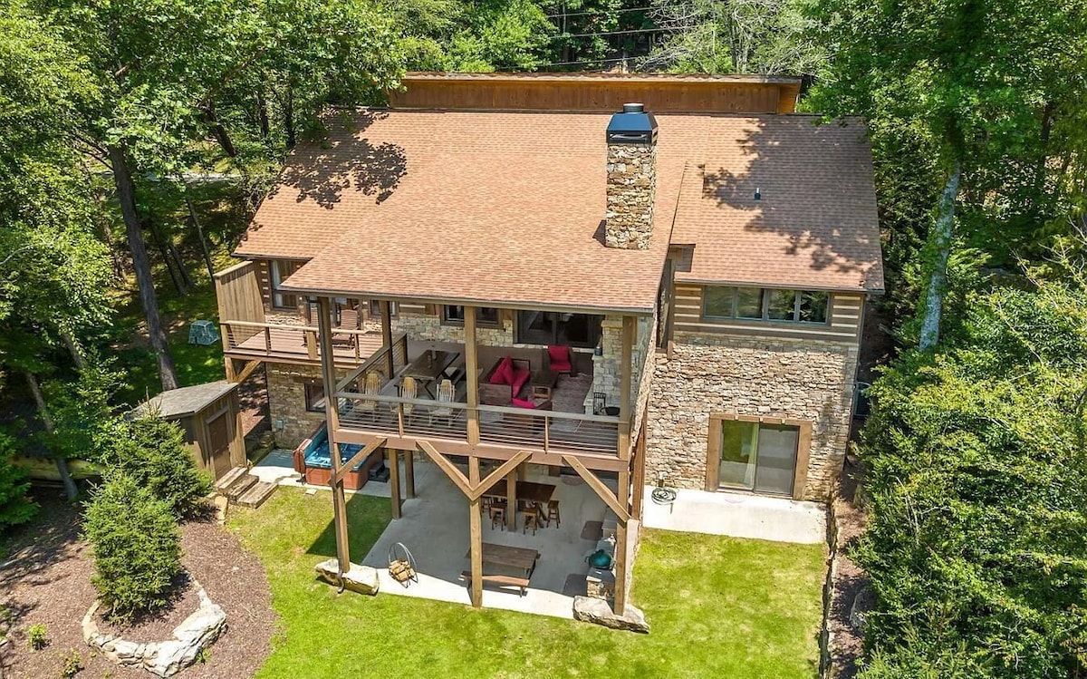 Toccoa Dream Lodge SkyView Vacation Homes