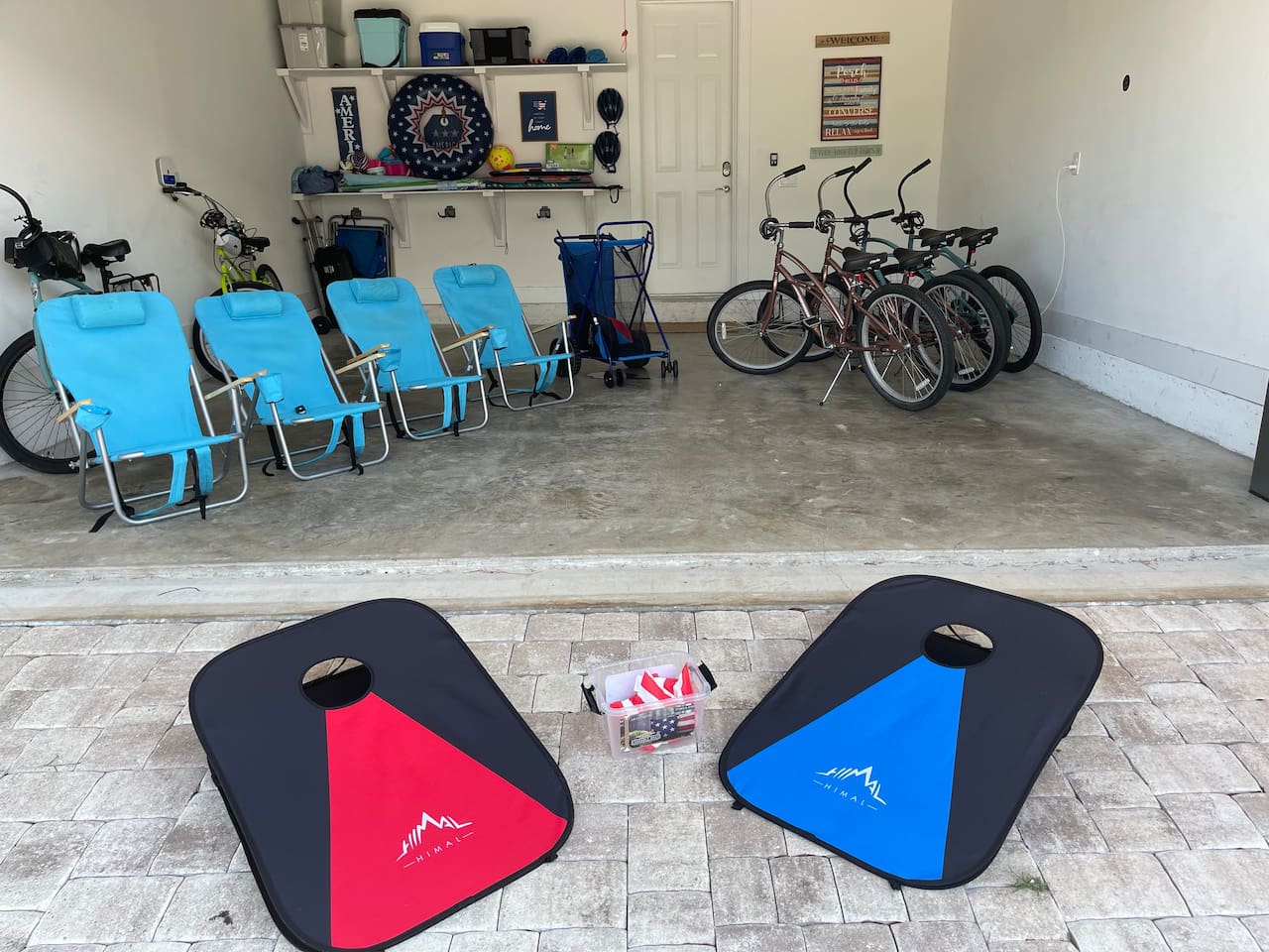 4 bikes, beach chairs, tents cabana for beach and games.