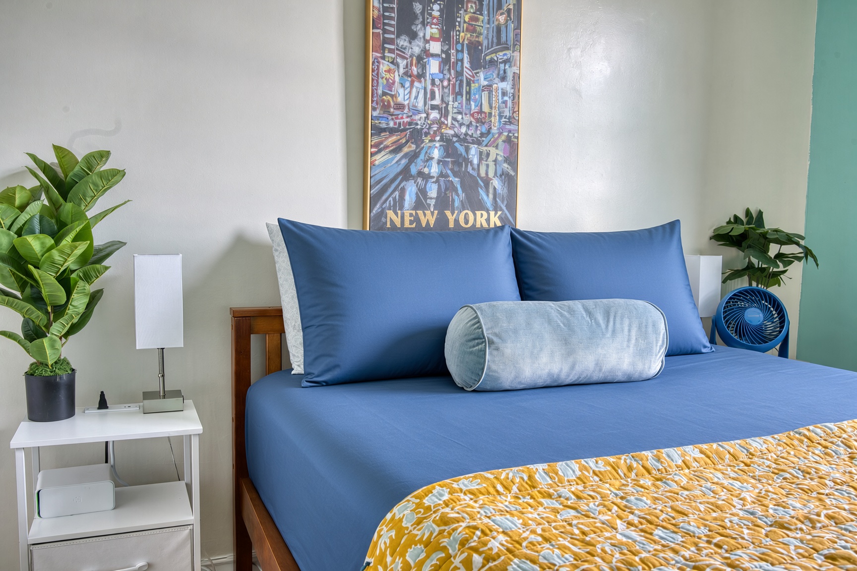 Bedroom 2, Queen Sized bed.