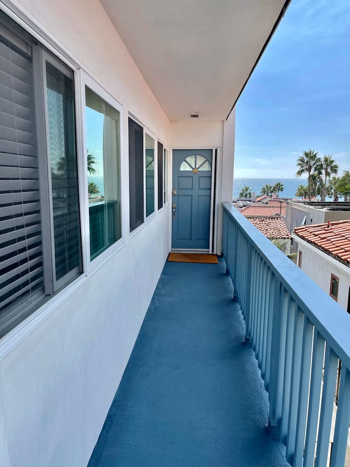 Private entry with self check-in key pad