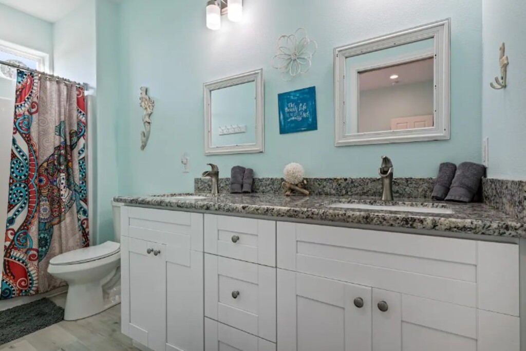 8cd8c8d8159d40deaf913d90ffd40a00 | Beachhouse | Texas | TX | Vacation Homes | Galveston | Crystal Beach | Kokomo | Breezy Days | Beachfront Elegance | Sunrise Serenity | Southern Sands Property Management, LLC