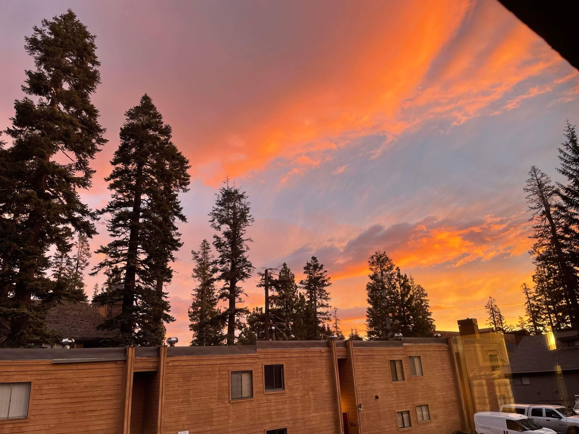 Sunset in the Sierra Nevada at Conestoga 112 in Mammoth Lakes