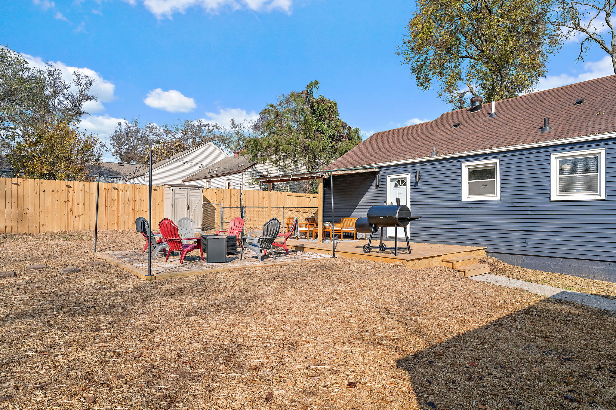fire pit / patio area