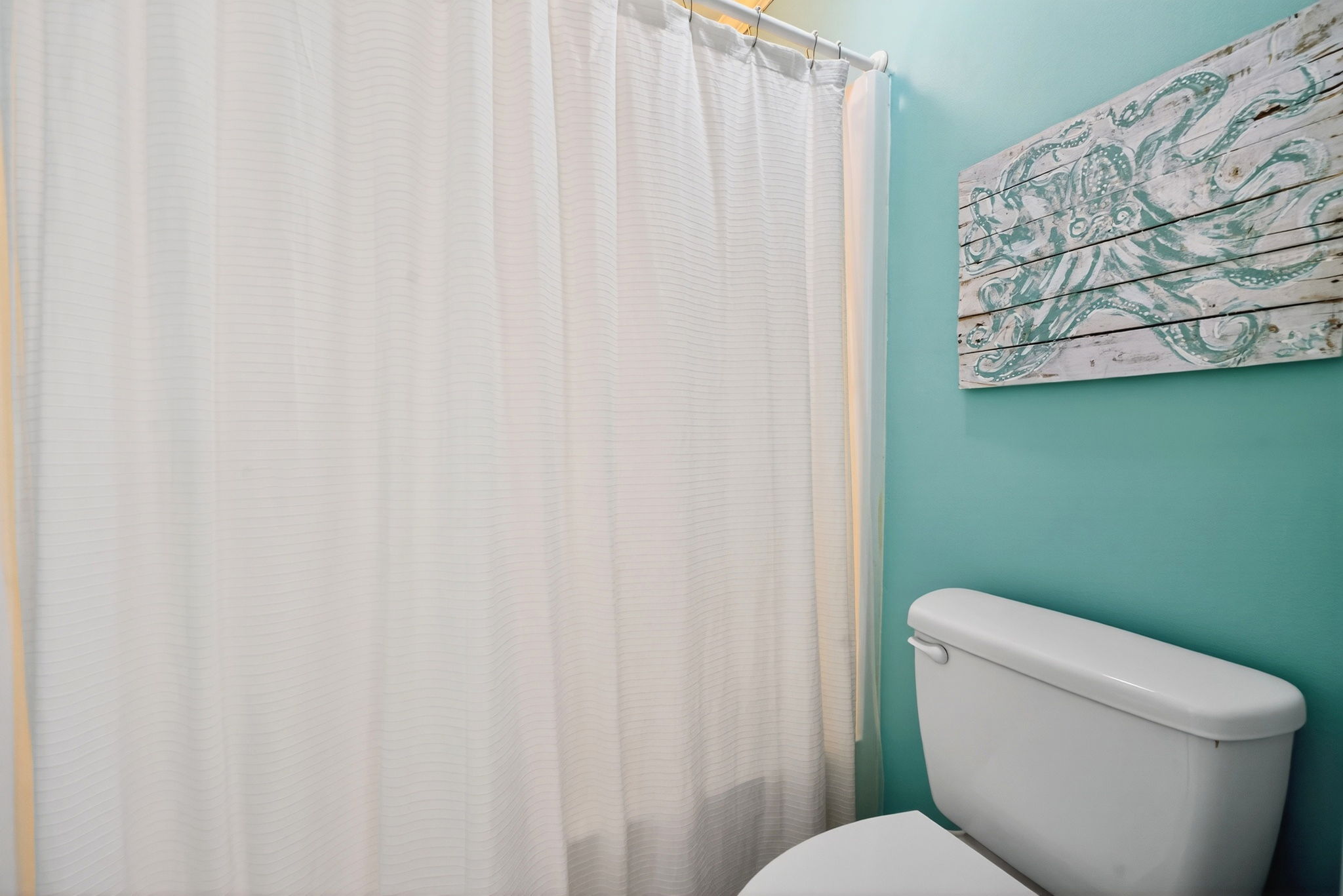 Primary Ensuite Bath | Seaside Cottage | IOP Escapes | 31 Twin Oaks, Isle of Palms, SC