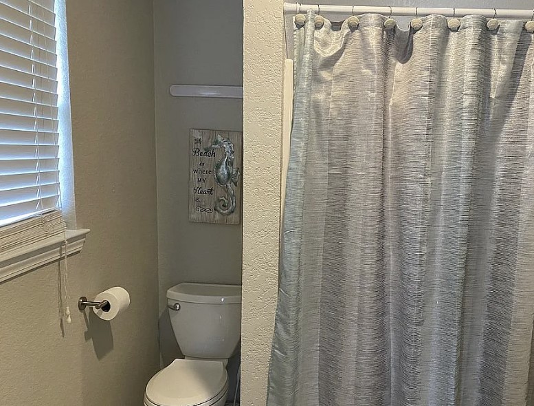 8d3ebb23a4fd4843b6c8357f619f6e47 | Beachhouse | Texas | TX | Vacation Homes | Galveston | Crystal Beach | Kokomo | Breezy Days | Beachfront Elegance | Sunrise Serenity | Southern Sands Property Management, LLC