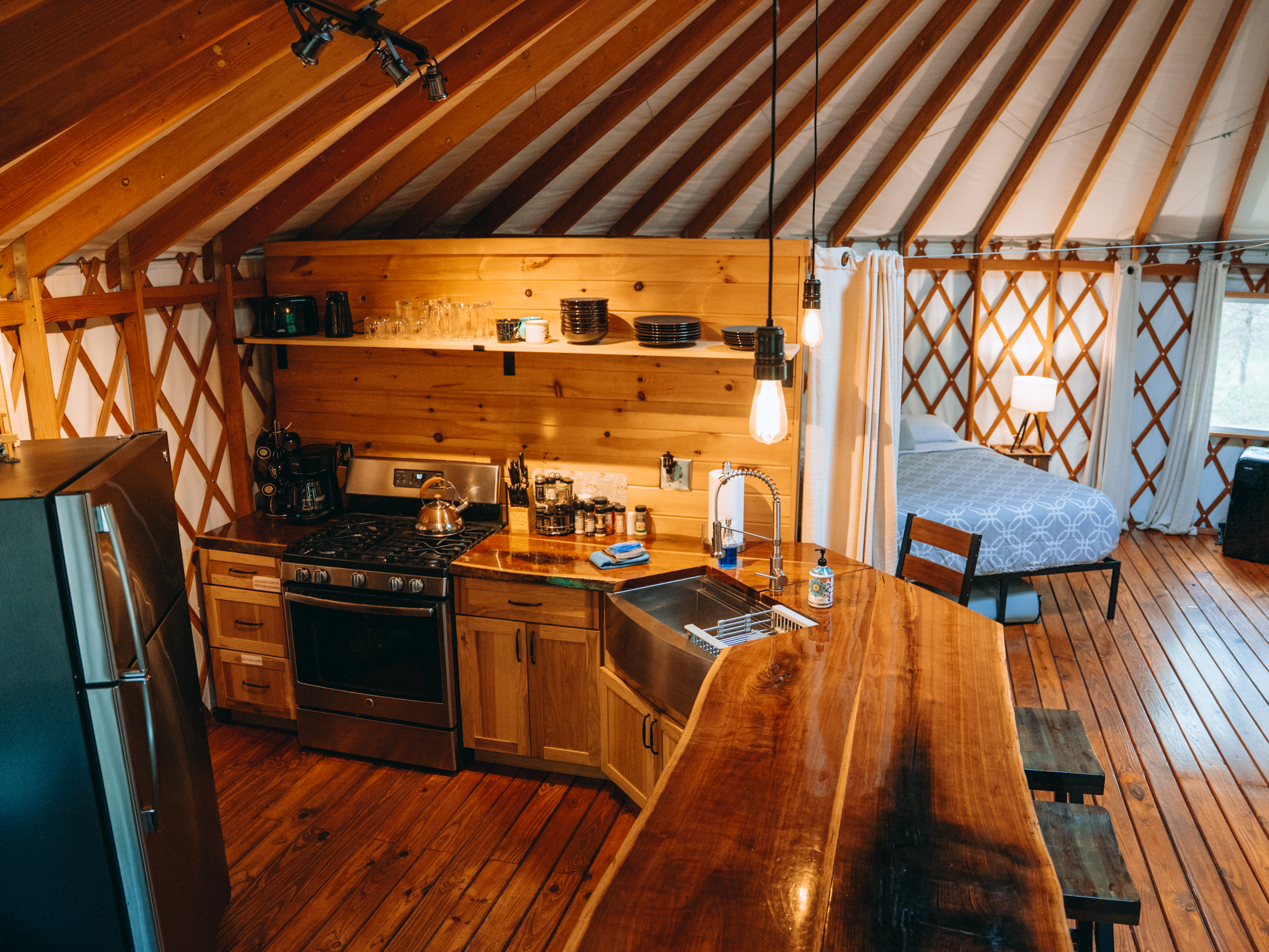 ◆YURT◆ MIE_3color [YB402] Maple Twenty Five — Smiling Woods Yurts
