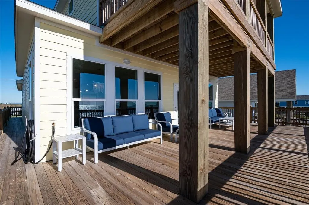 8db238a4653e44f1ac81a39821b2942f | Beachhouse | Texas | TX | Vacation Homes | Galveston | Crystal Beach | Kokomo | Breezy Days | Beachfront Elegance | Sunrise Serenity | Southern Sands Property Management, LLC