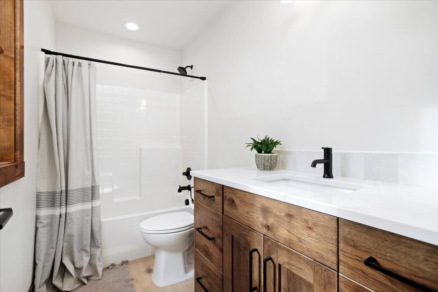 Upstairs Bath