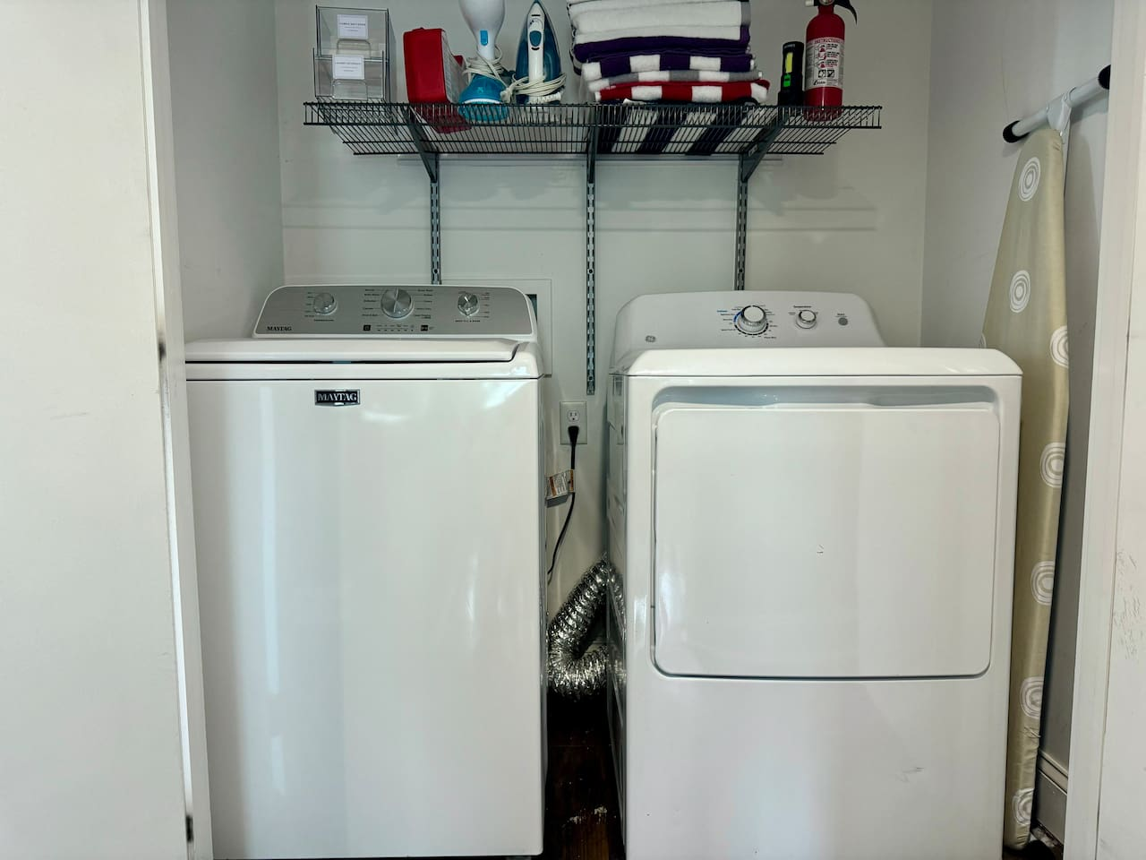 Full size washer and dryer in the Garden Level.