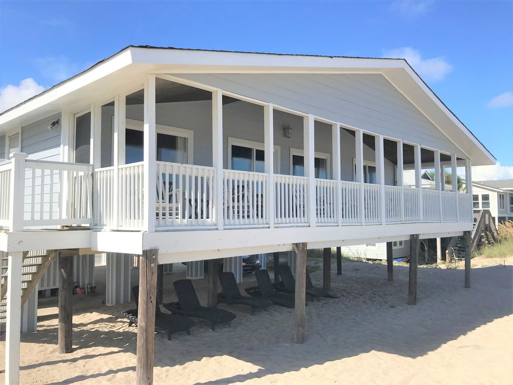 "Sandy Bottoms" Edisto Beach Vacation Rentals, LLC
