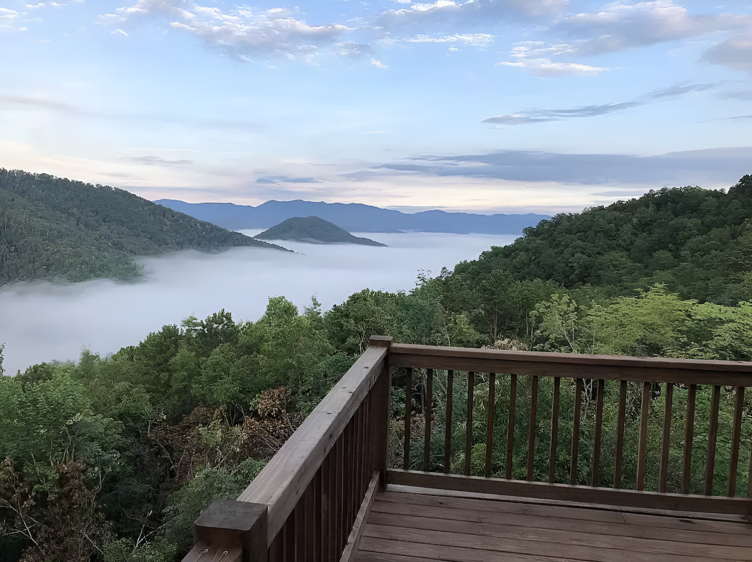 The mist settles in the valley one morning at Beary Cozy cabin.