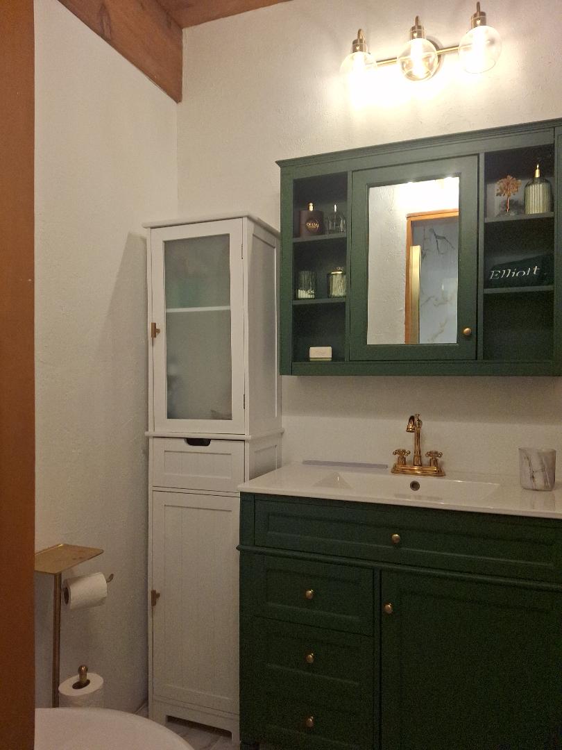 Garden Room Bath