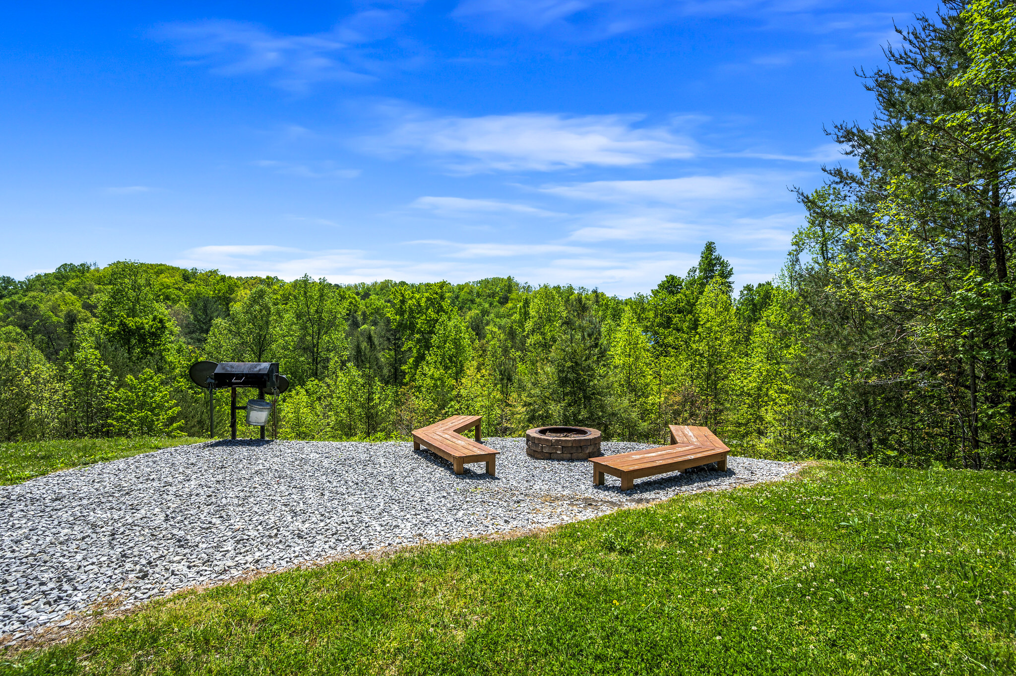 Outdoor Firepit and lawn space for games
