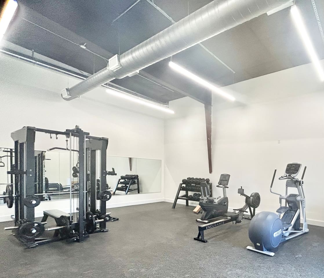 Fully equipped gym with functional training space
