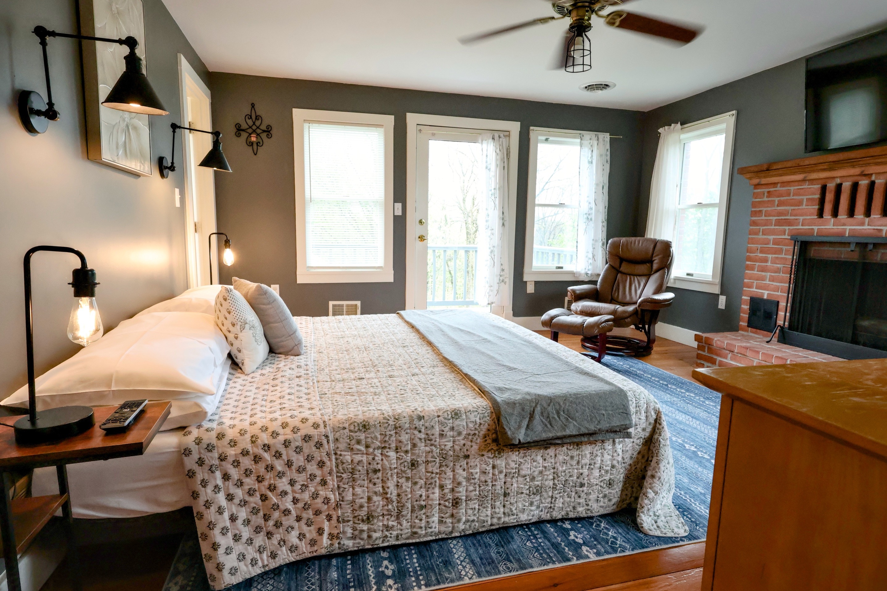 Ensuite with a King bed, private balcony, bathroom