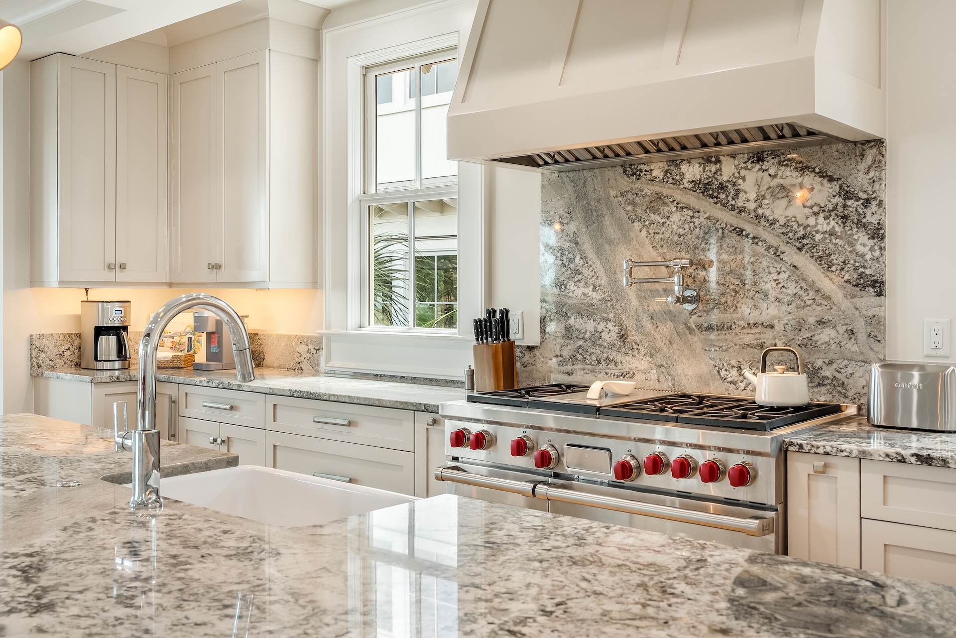 Chef Kitchen | Beach Shelter | 3708 Palm Blvd | Isle of Palms, SC | IOP Escapes