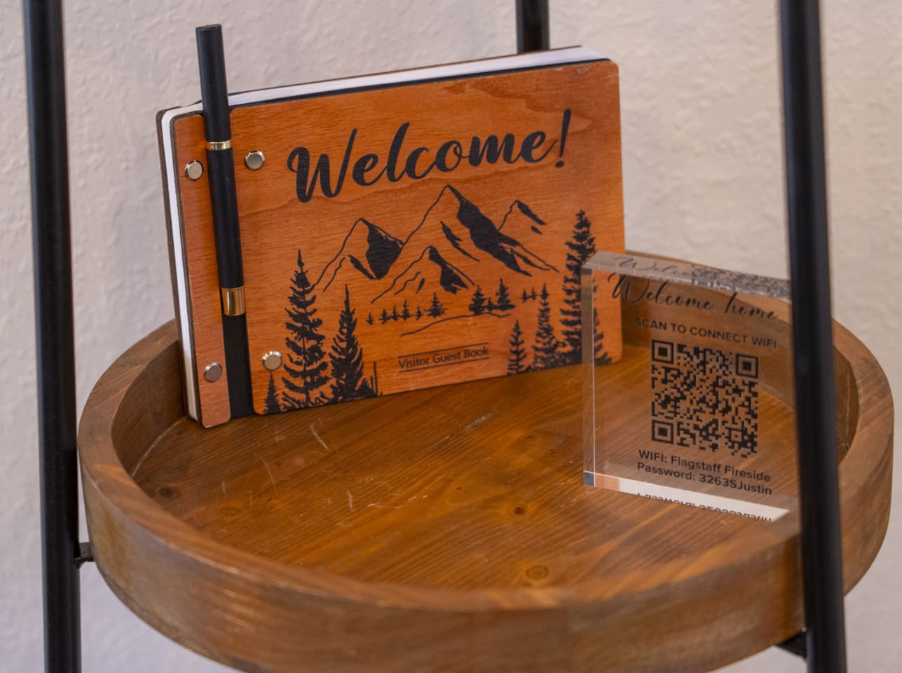 Thoughtful arrival setup with decors