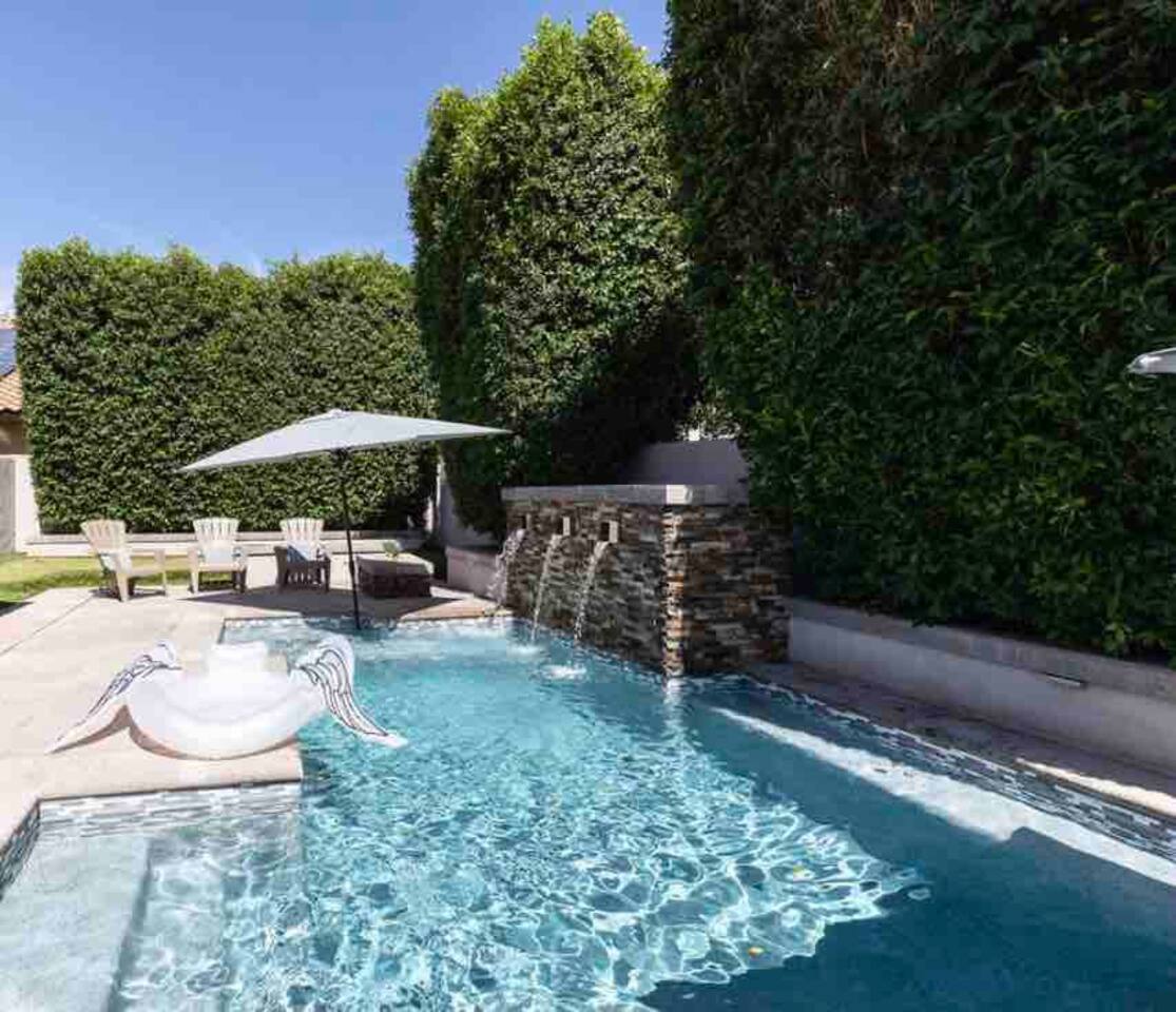 Meadow Hill · Dynamic Modern Home in N S — Meadow Hills in North Scottsdale / Heated Pool, Scottsdale, Arizona — photo 2