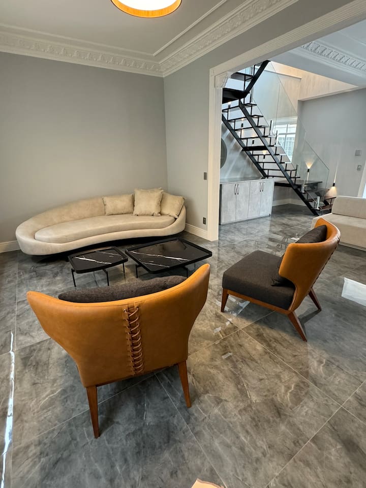 High end new furnishings throughout -- this penthouse will not feel like a rental!