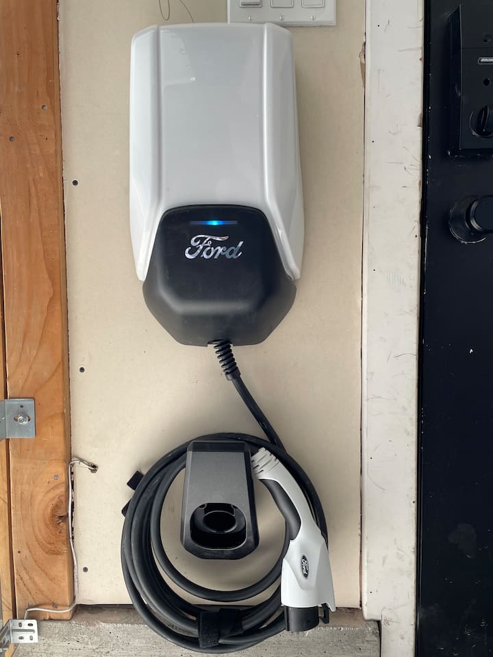 Level 2 EV charger available to guests.