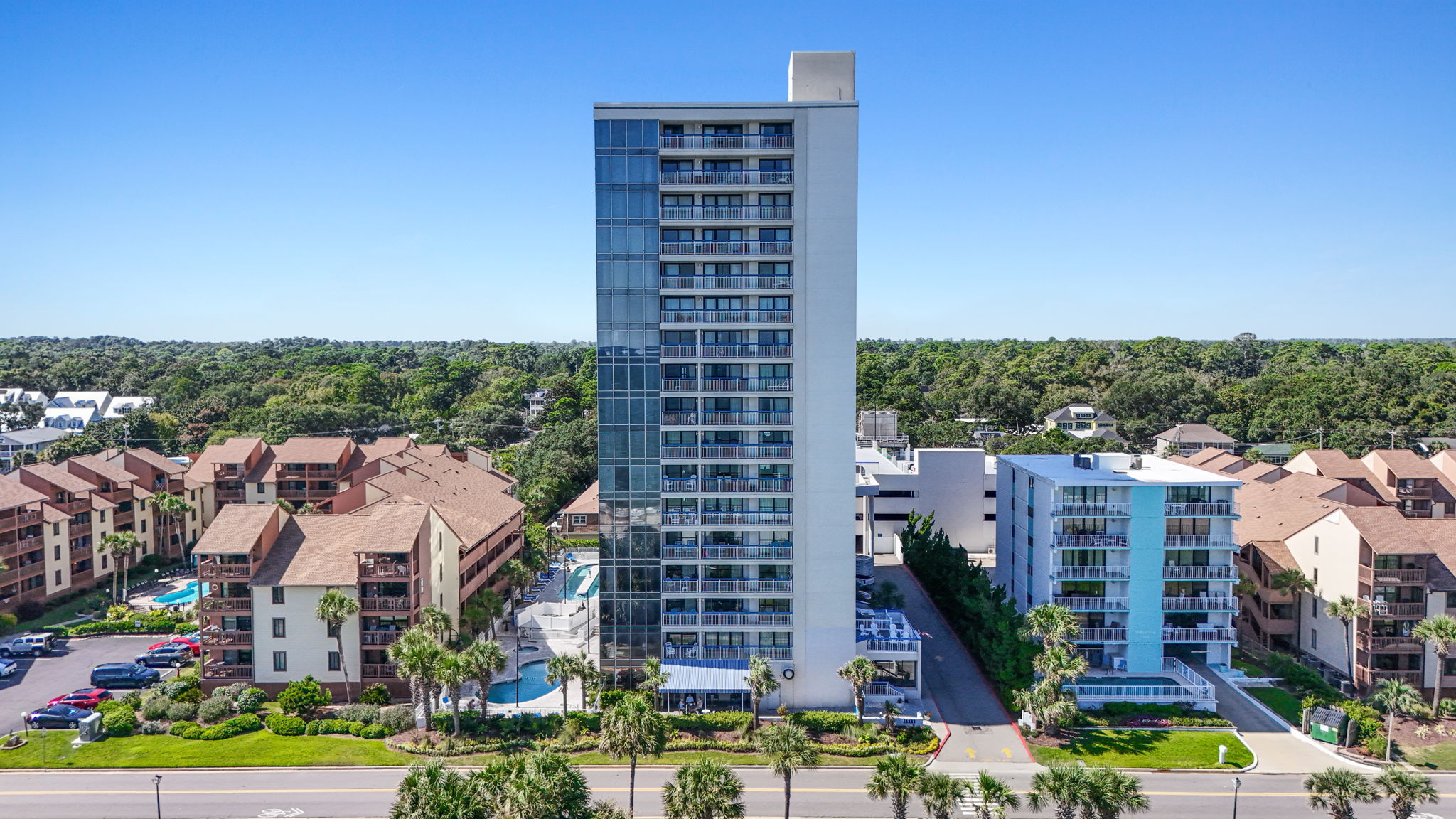 Aerial view of the Forest Dunes tower and neighborhood