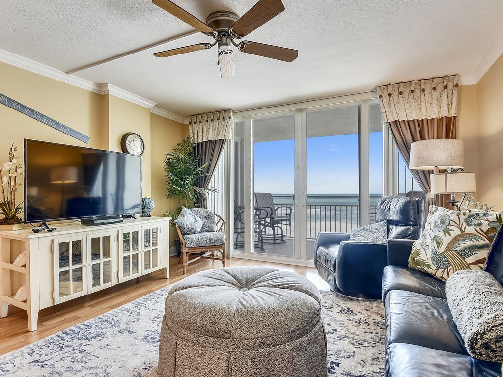 vacation rental condos