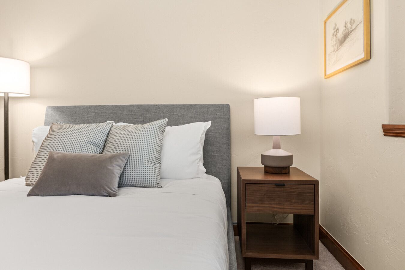 Queen Bedroom  #1 | Main Level