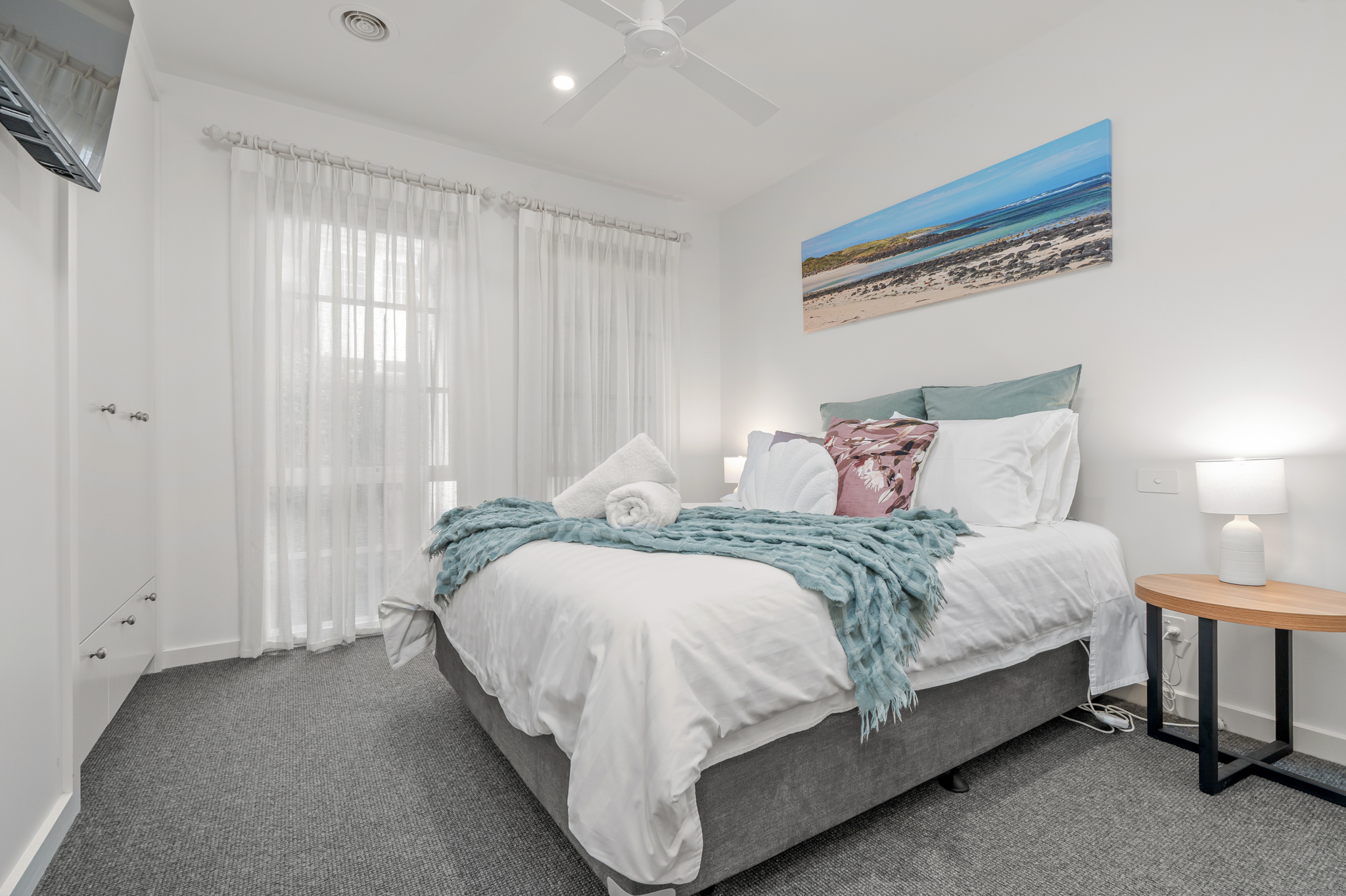 Bedroom 2 - queen size bed