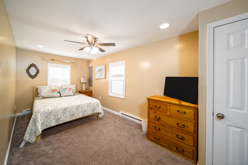 Convenient first floor bedroom in the cottage.