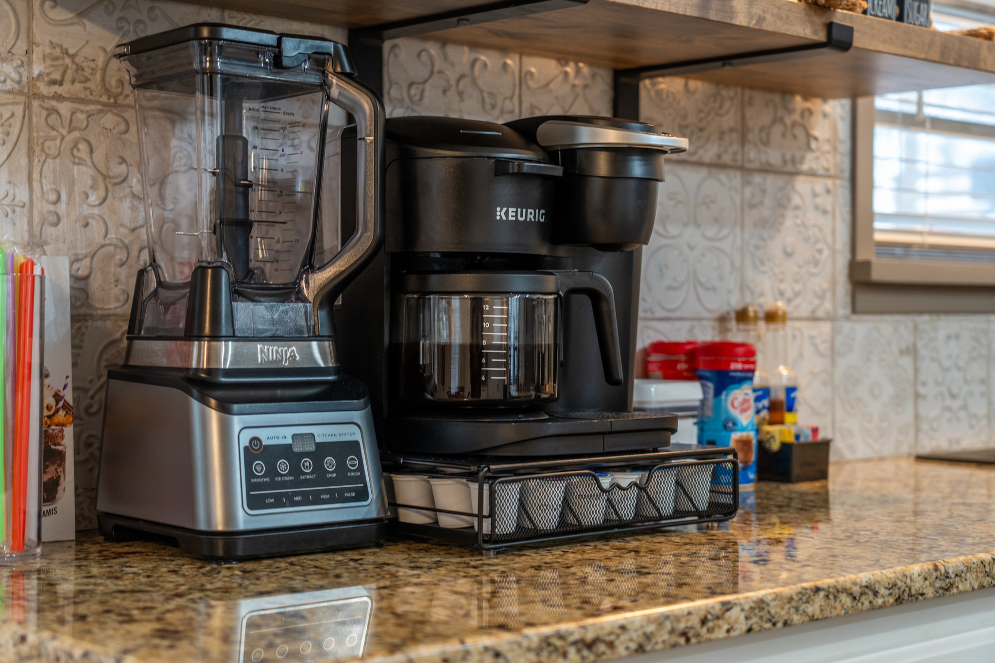 Blend a frozen drink or pull a quick cup — drip, Keurig and a blender all lined up and ready.