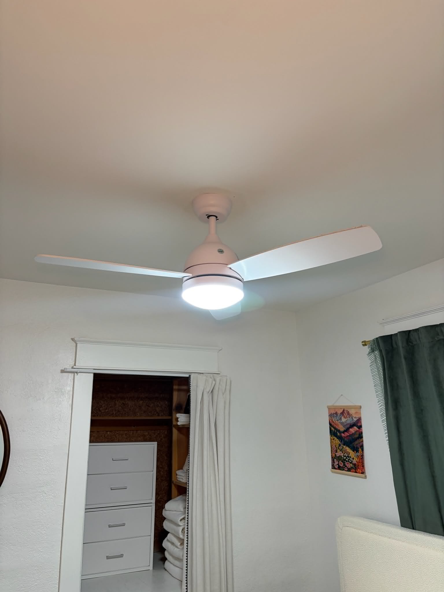 King bedroom ceiling fan