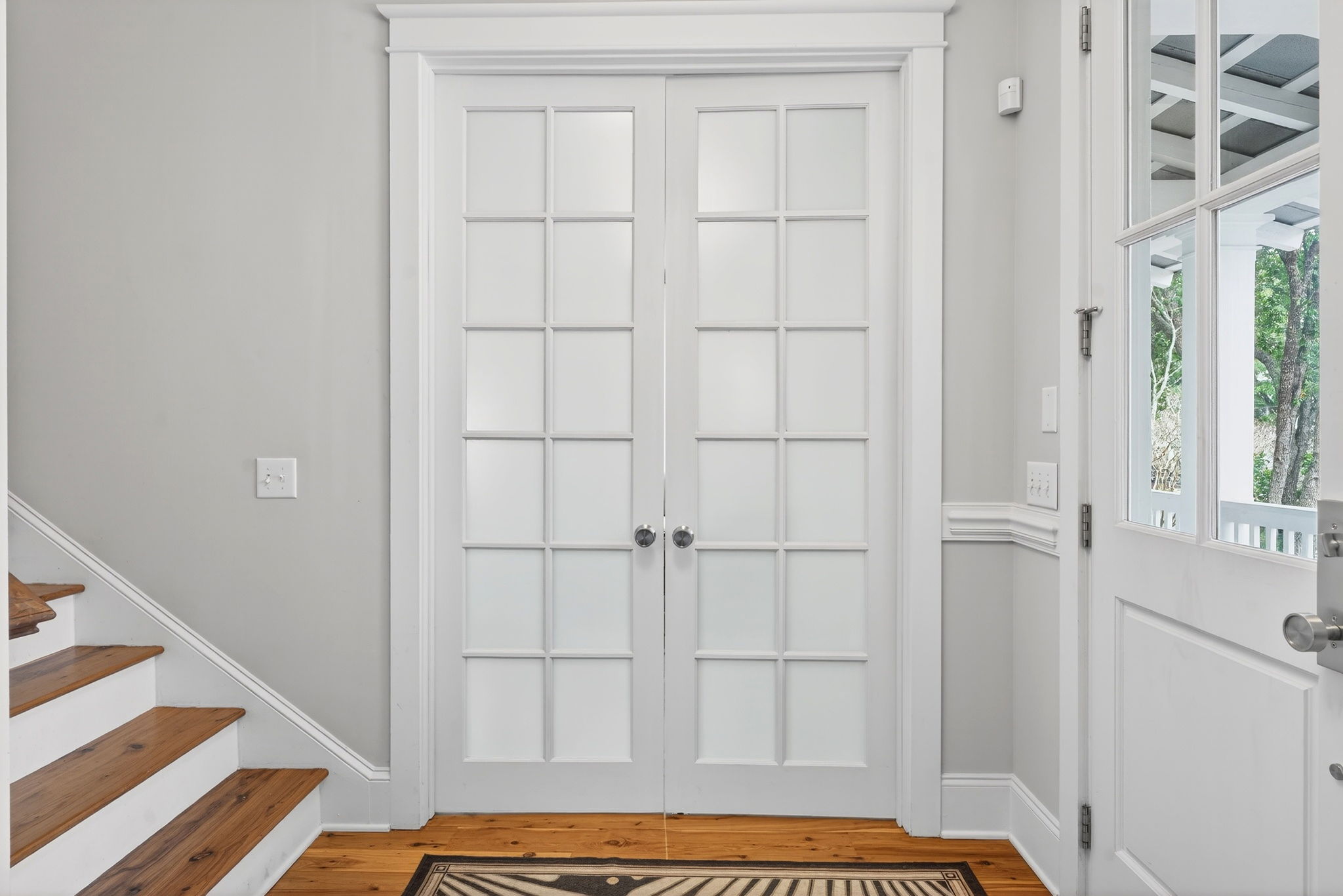 Entrance to King Room 3 with Seating Area | Sun Kissed by the Sea | 3007 Cameron Blvd | Isle of Palms, SC | IOP Escapes