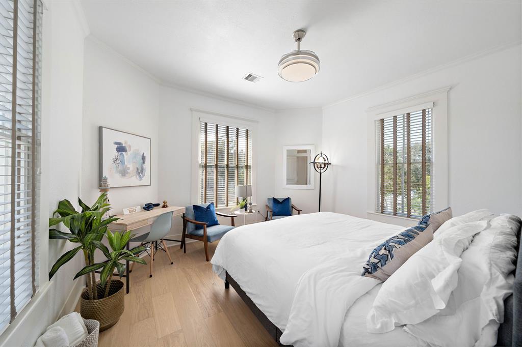 90d6ba73dde14a42b54bc277bc774a16 | Beachhouse | Texas | TX | Vacation Homes | Galveston | Crystal Beach | Kokomo | Breezy Days | Beachfront Elegance | Sunrise Serenity | Southern Sands Property Management, LLC