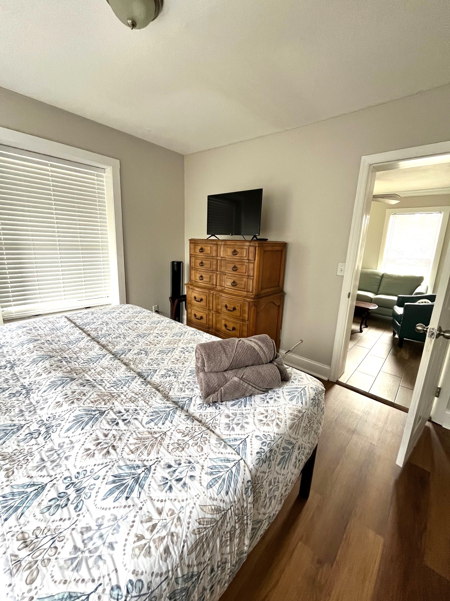 Tv in bedroom