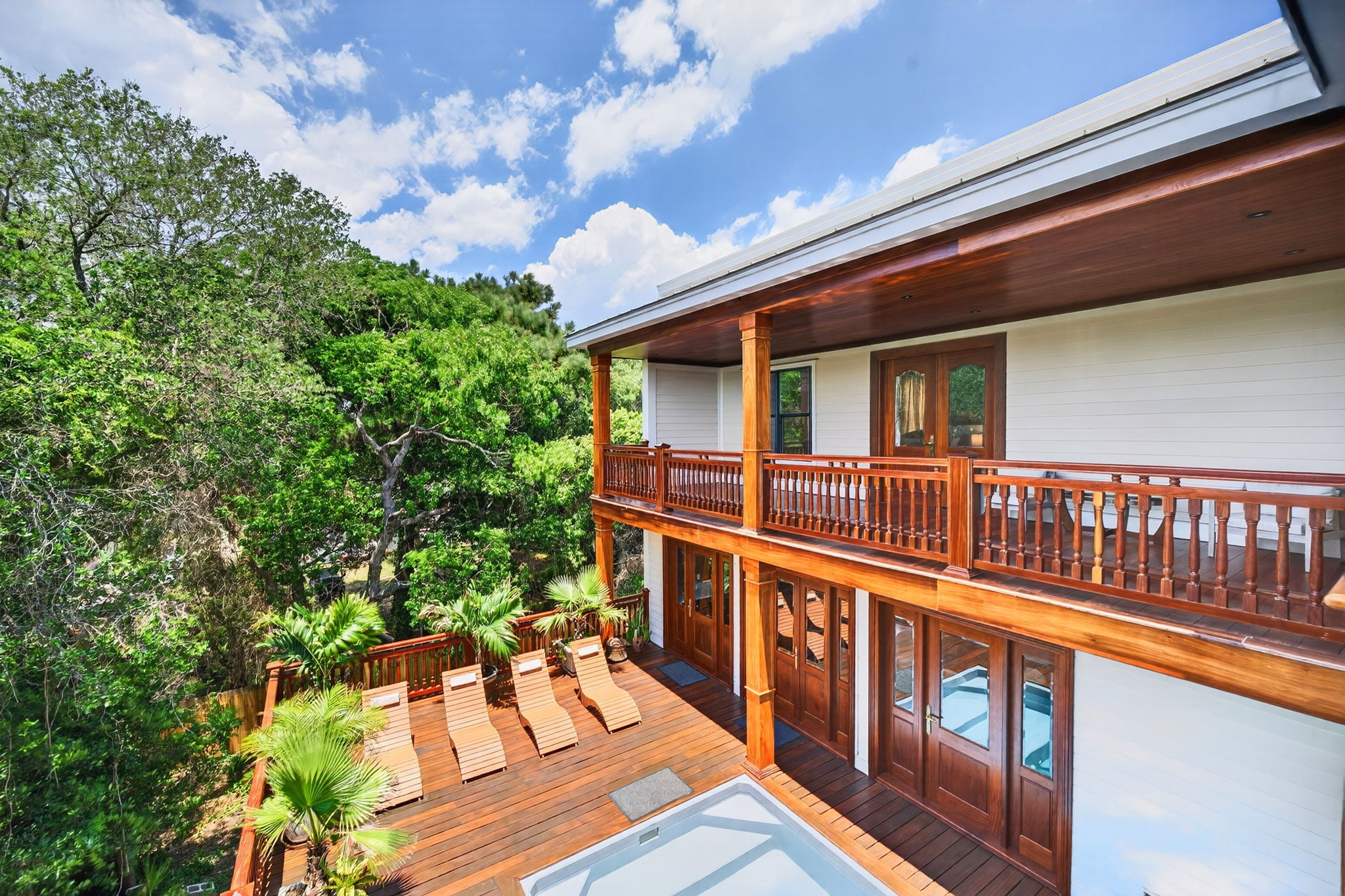 3rd Floor Back Porch | Rosewood Retreat | 2605 Palm Blvd, Isle of Palms, SC | IOP Escapes