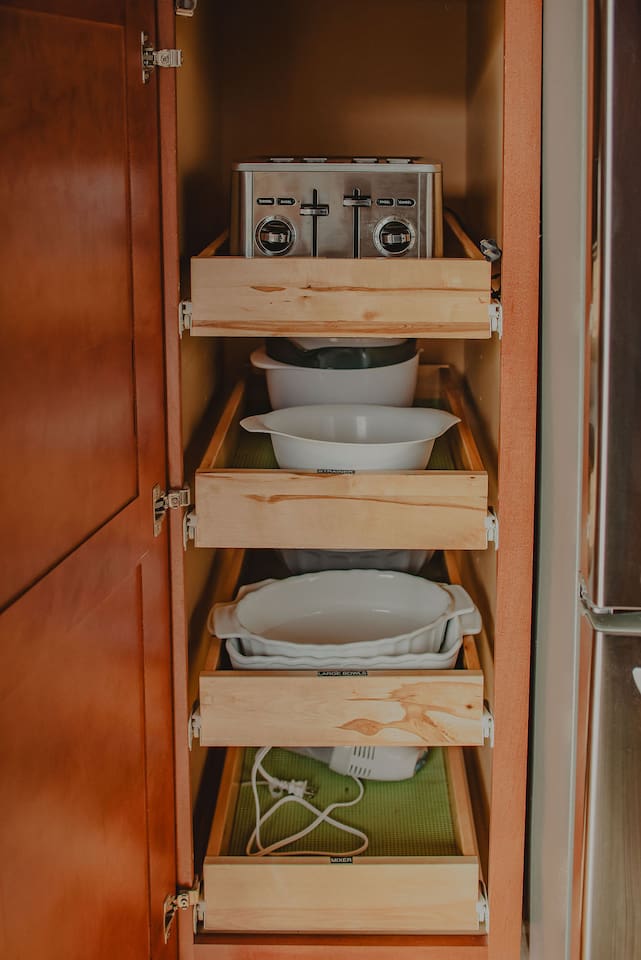 Organized kitchen bakeware and food prep bowls - everything easily within reach