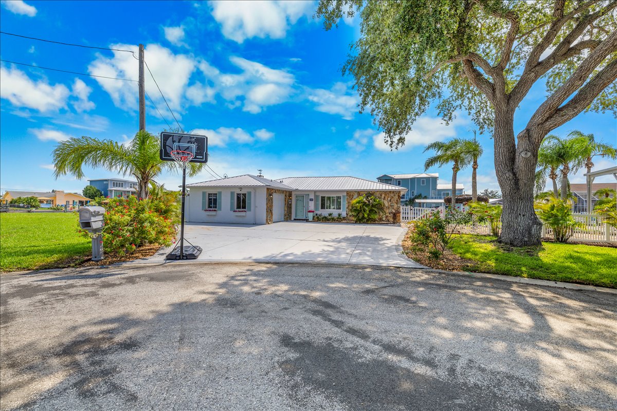 Beach Getaway - Ask about Special Monthly Rates 6