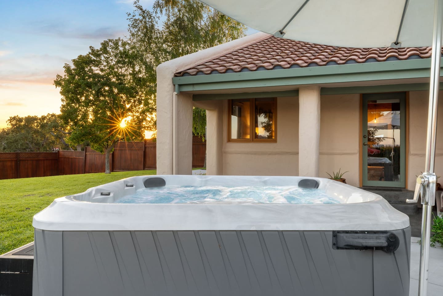 Jacuzzi spa heated to 104 degrees complimentary, year round. Serviced twice a week, Wednesdays & Fridays