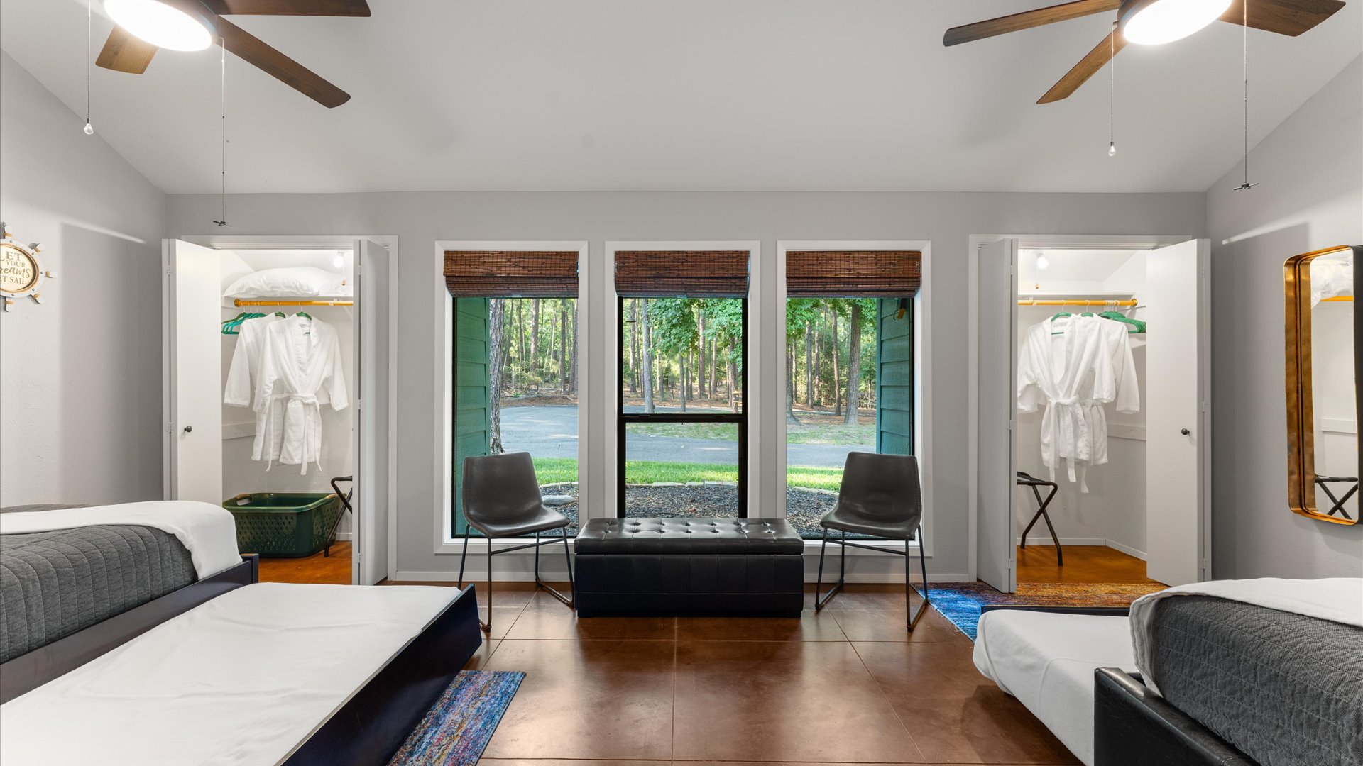 The hidden gem of this space? The pull-out beds! What looks like 2 quickly becomes 4—perfect for sleepovers, siblings, or just giving the kids their own fun spot to crash.
