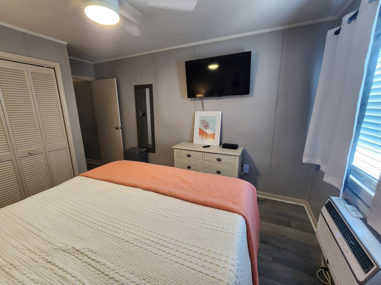 Master bedroom 1
