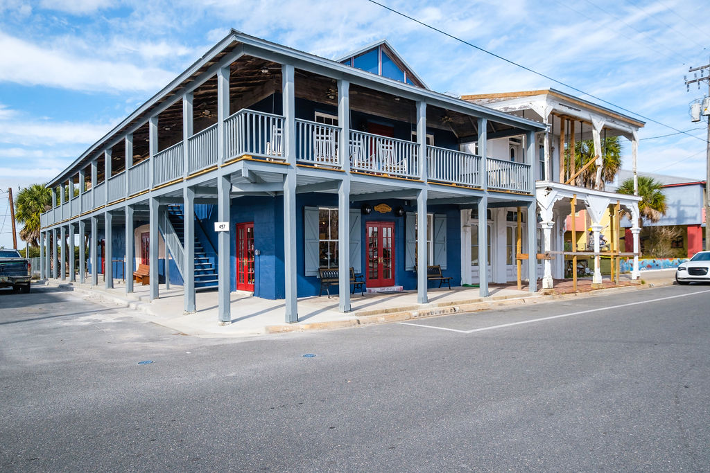 Building on the corner of 2nd street and C street